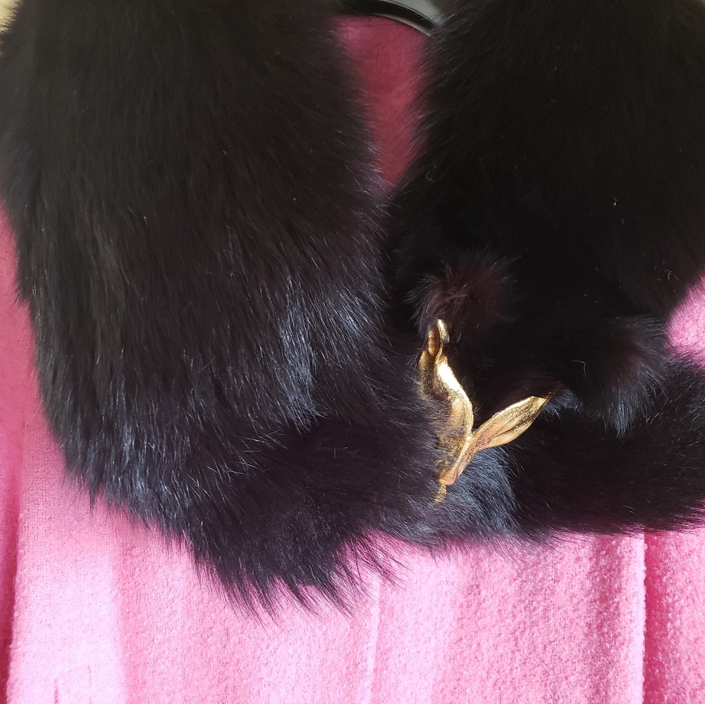 Authentic Fur Collar - Picture 3 of 4